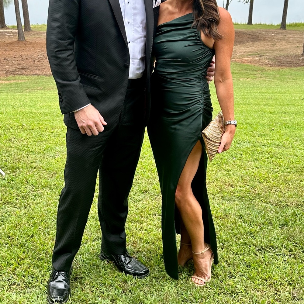 The Sei One Shoulder Midi Dress in Hunter Green Size 0/XS